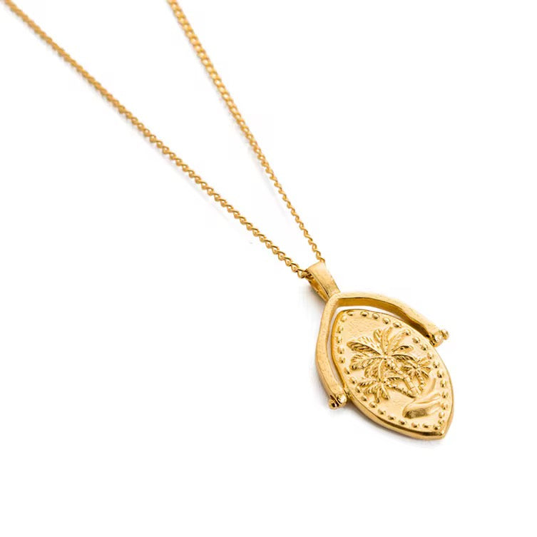 Sia Palm Necklace