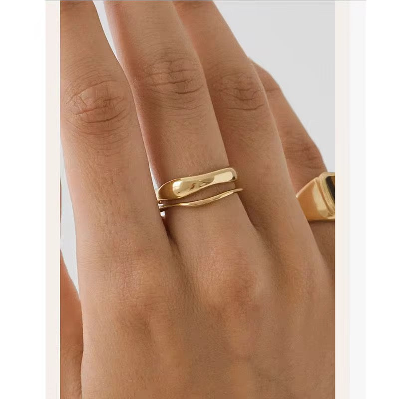 Ava Ring